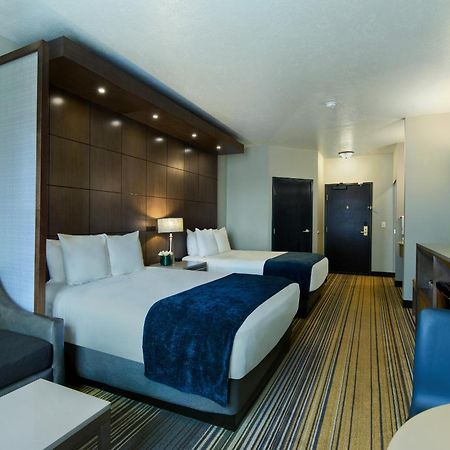 Oxford Suites Spokane Downtown Room photo