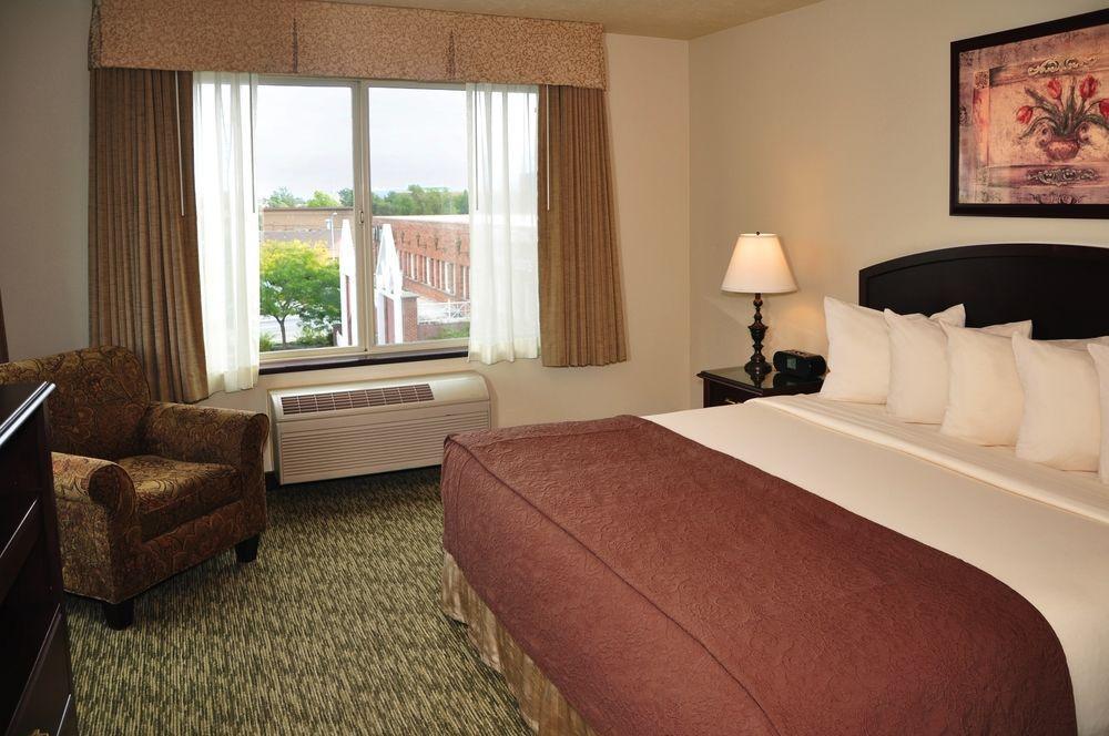 Oxford Suites Spokane Downtown Exterior photo