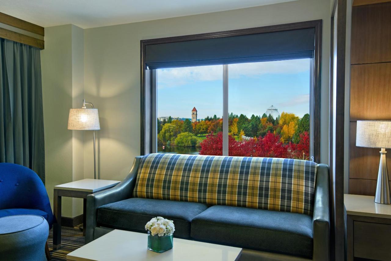 Oxford Suites Spokane Downtown Exterior photo