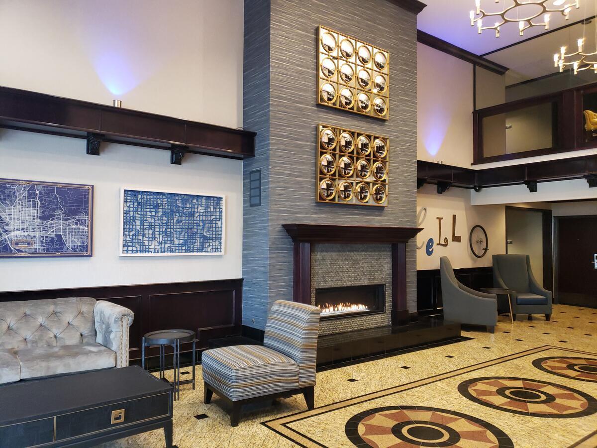 Oxford Suites Spokane Downtown Exterior photo